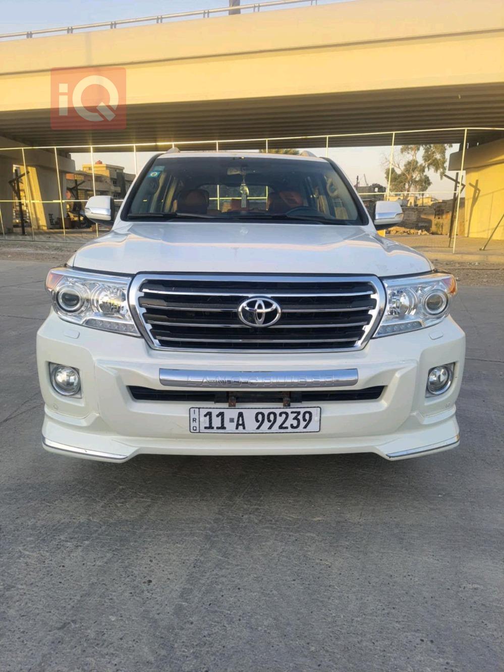 تويوتا لاندكروزر